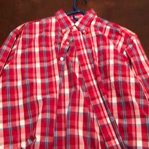 Short-sleeved button down.